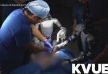 Humanoid robots tested to help surgeons at UC San Diego